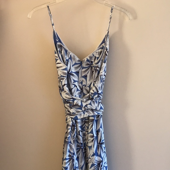 Jonathan Simkhai | Ava Floral Wrap Linen Blend Gown in Pacific Print Size 2 - Picture 4 of 12